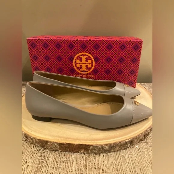 Tory Burch Everly Pointed Patent Toe Flat Shoe Leather French Grey Sz-7.5 New ￼